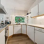 Freija - 800m From The Sea By Interhome *