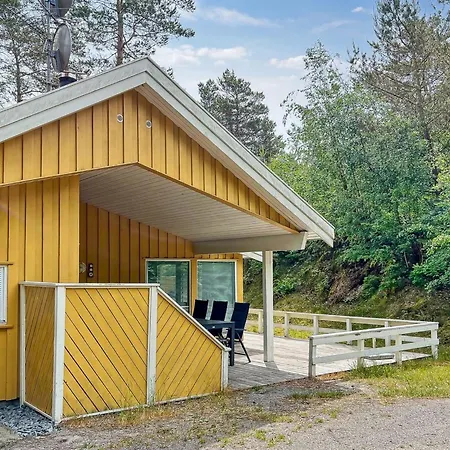 Freija - 800m From The Sea By Interhome *