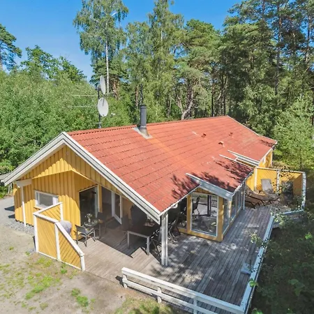 Freija - 800m From The Sea By Interhome Vester Somarken